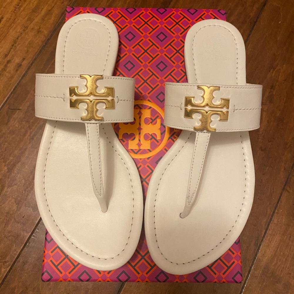 NWT Tory Burch Everly Thong Sandal New Ivory